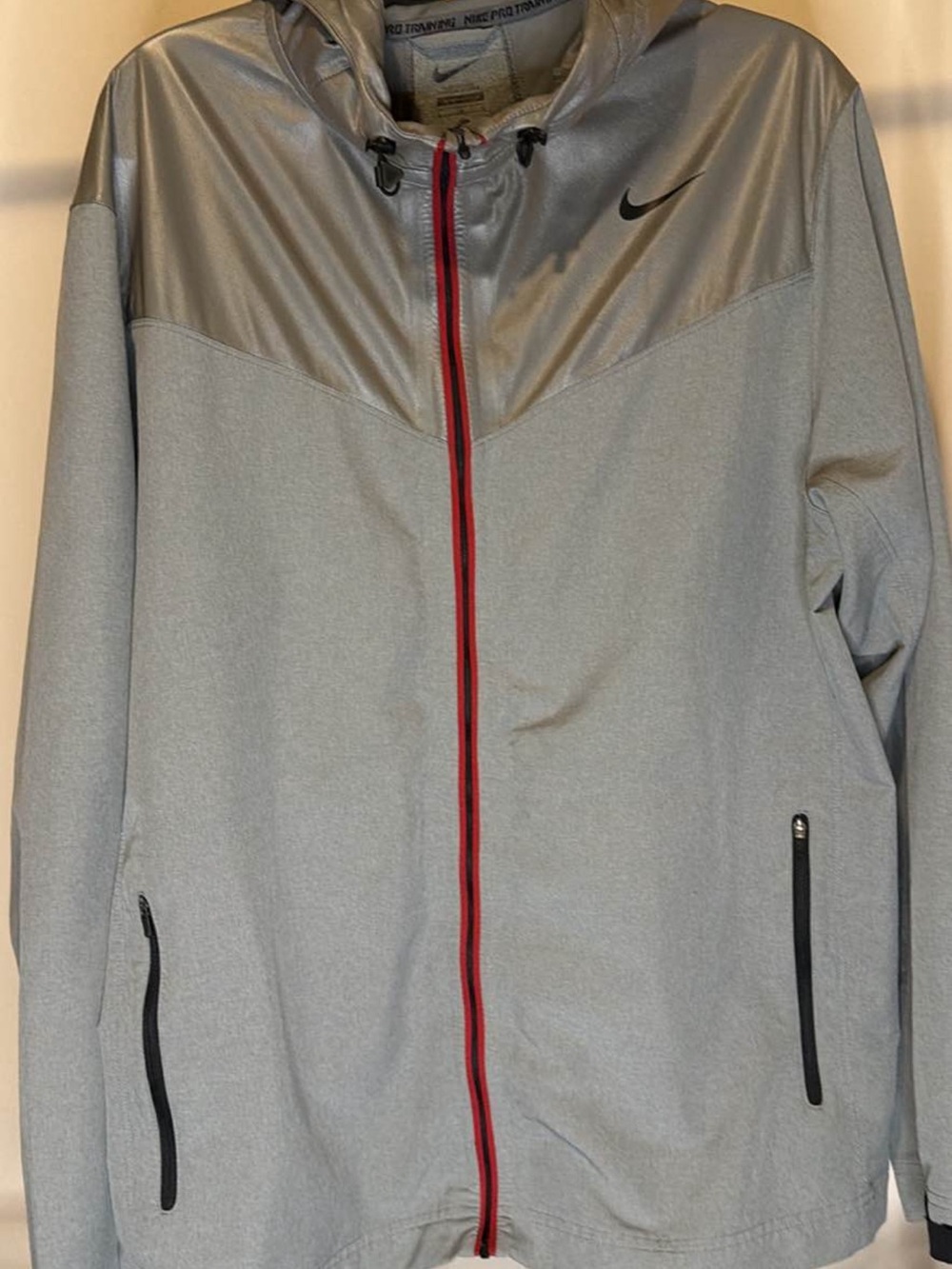 Nike Men’s Gray Performance Jacket with Red Trim